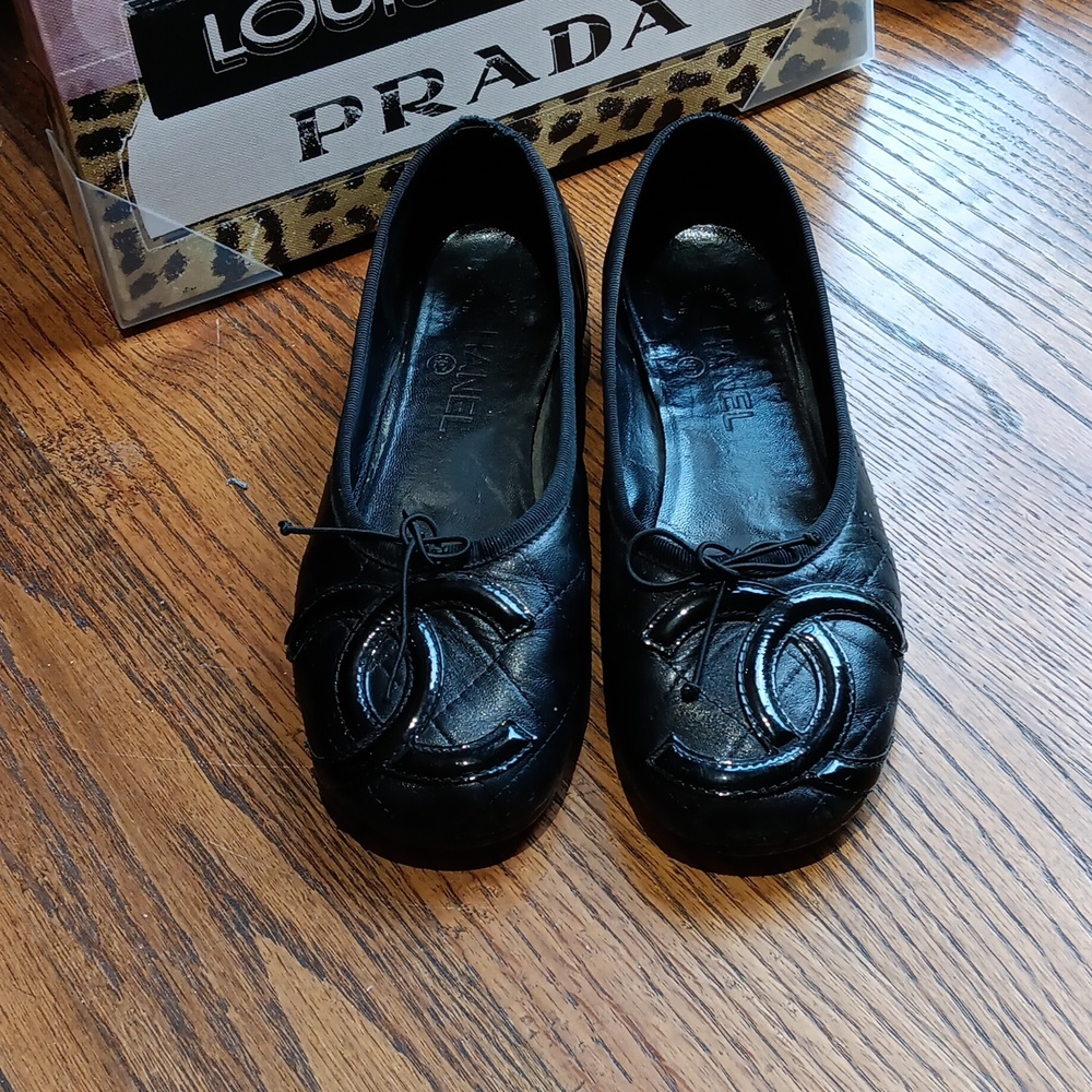 Chanel Black Flats